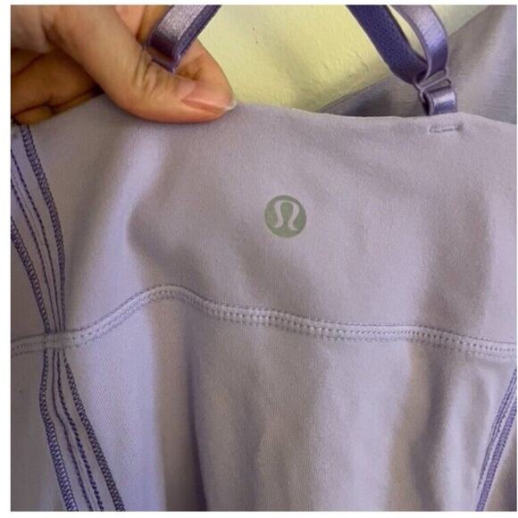 Lululemon Top Women's 6 Lilac Warrior 1 Adjustable Tank Activewear Build in Bra - Picture 4 of 5
